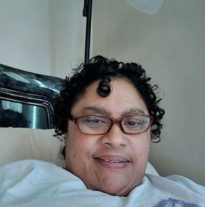 Meet your Posher, Faye